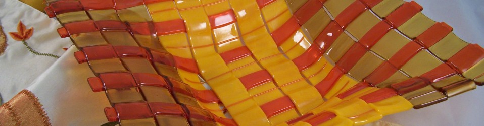 decor red yellow strips dish